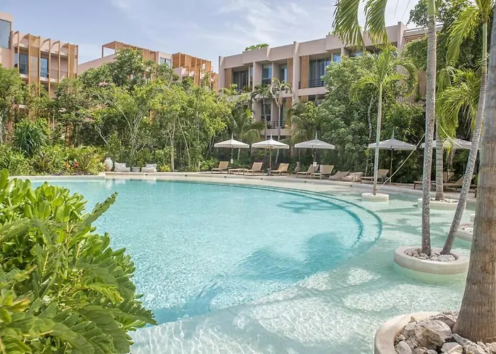 Tranquil Loft In The Heart Of With Private Balcony